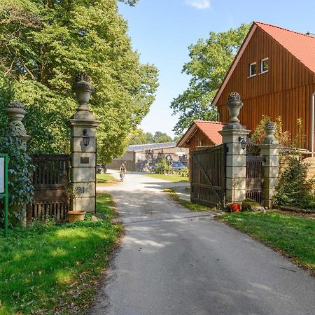 Cozy Holiday Home On A Horse Farm In The L Neburg Heath Eschede Exterior photo