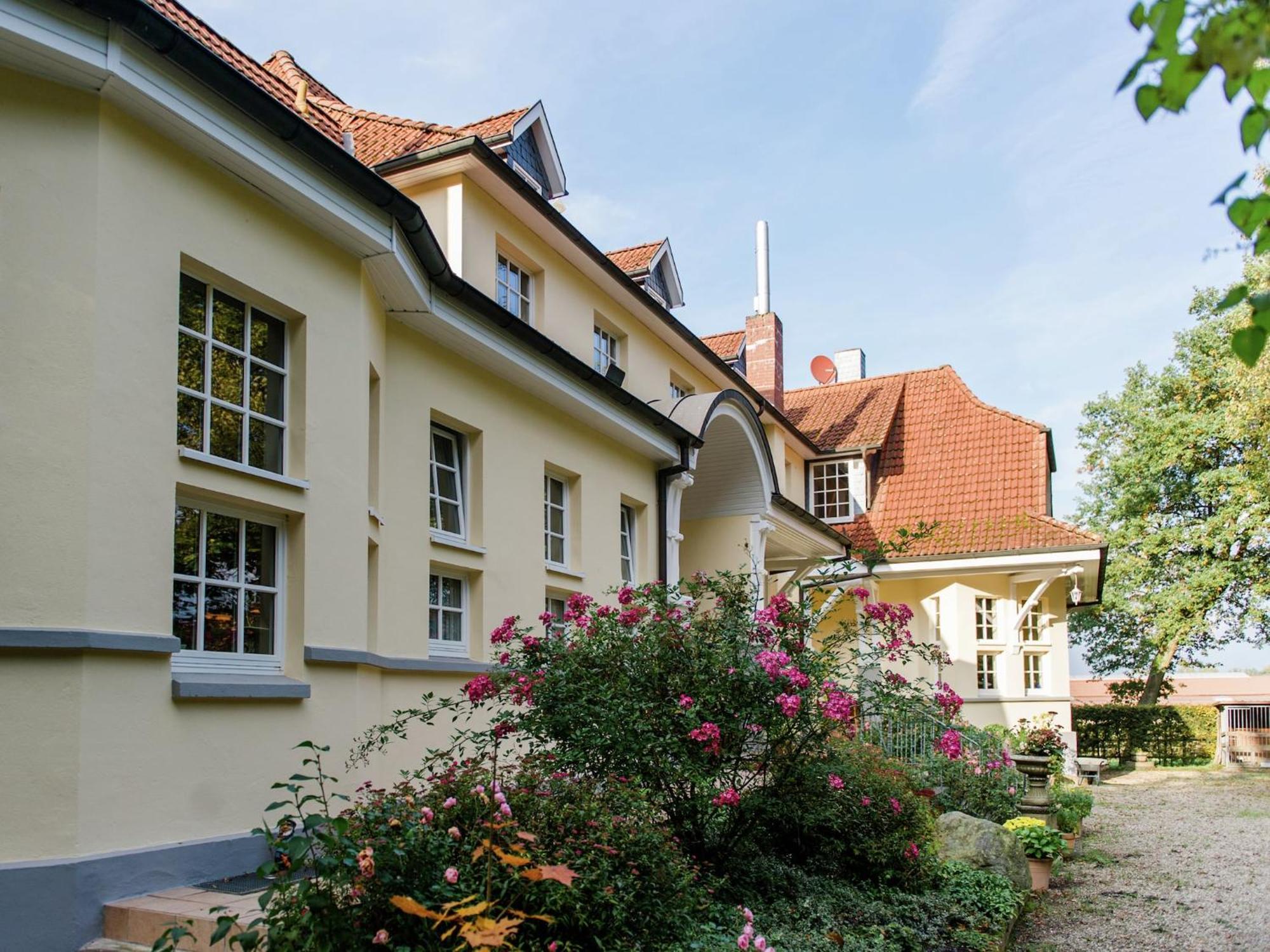 Cozy Holiday Home On A Horse Farm In The L Neburg Heath Eschede Exterior photo