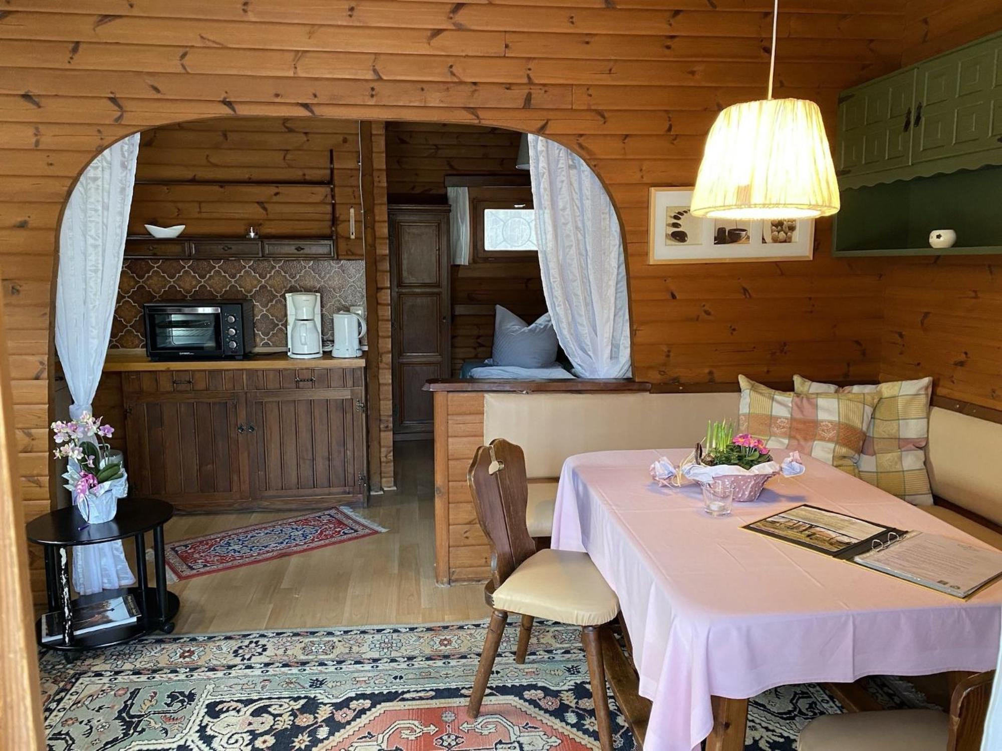 Cozy Holiday Home On A Horse Farm In The L Neburg Heath Eschede Exterior photo