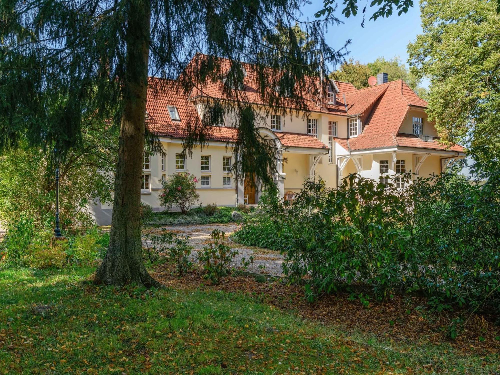 Cozy Holiday Home On A Horse Farm In The L Neburg Heath Eschede Exterior photo